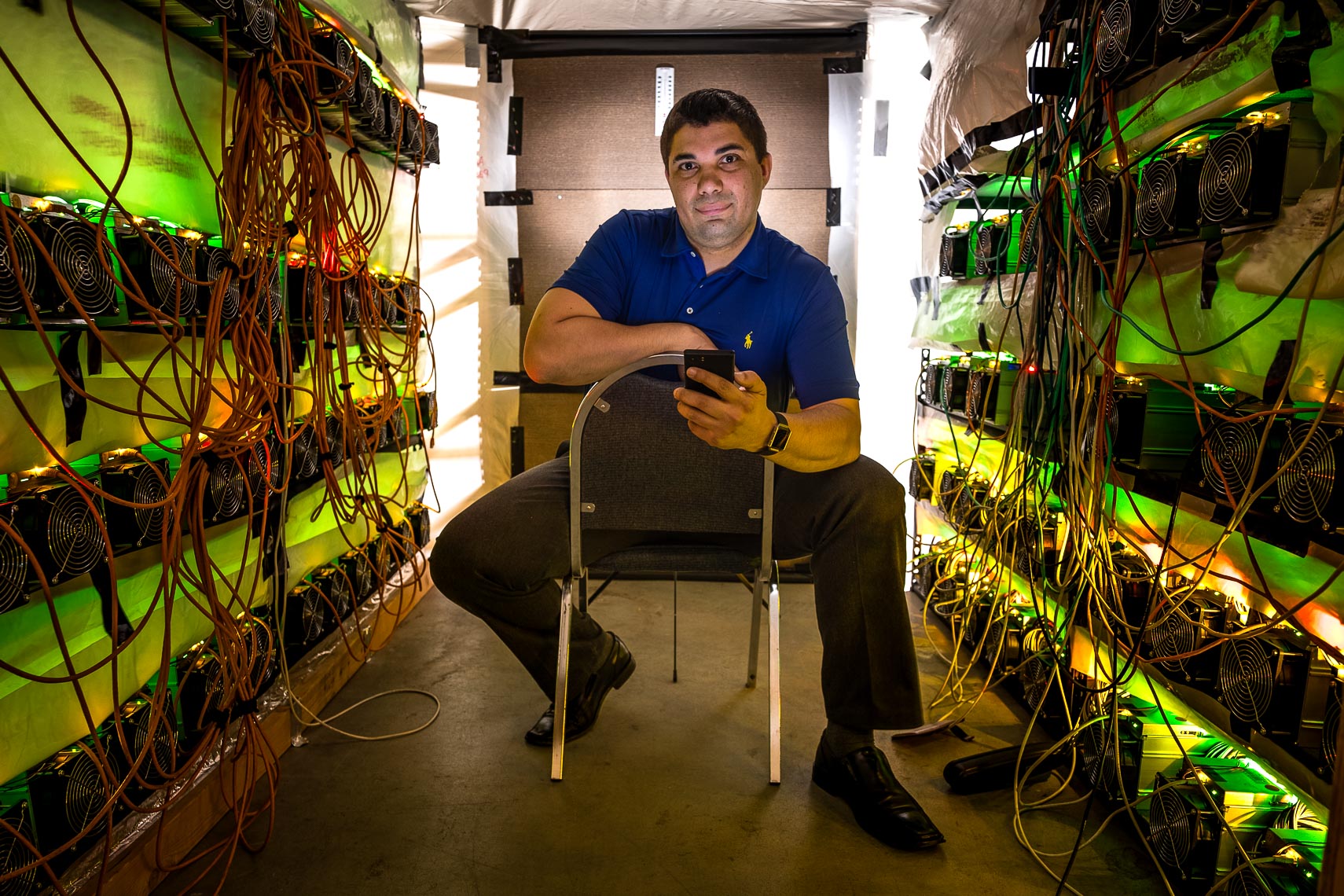 impromptu bitcoin operation inside office building